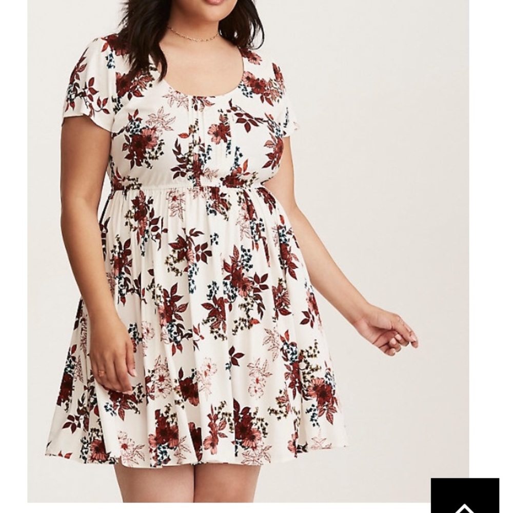 Torrid dress size 0. Perfect for the fall!